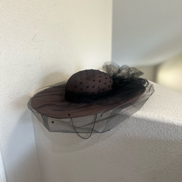 Whittall & Shon Felt 100% Wool Brown Net Sequence Detail Hat Made in USA - Picture 3 of 11